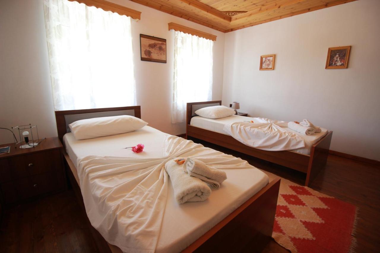 Grandma'S Home Gjirokastra Zewnętrze zdjęcie