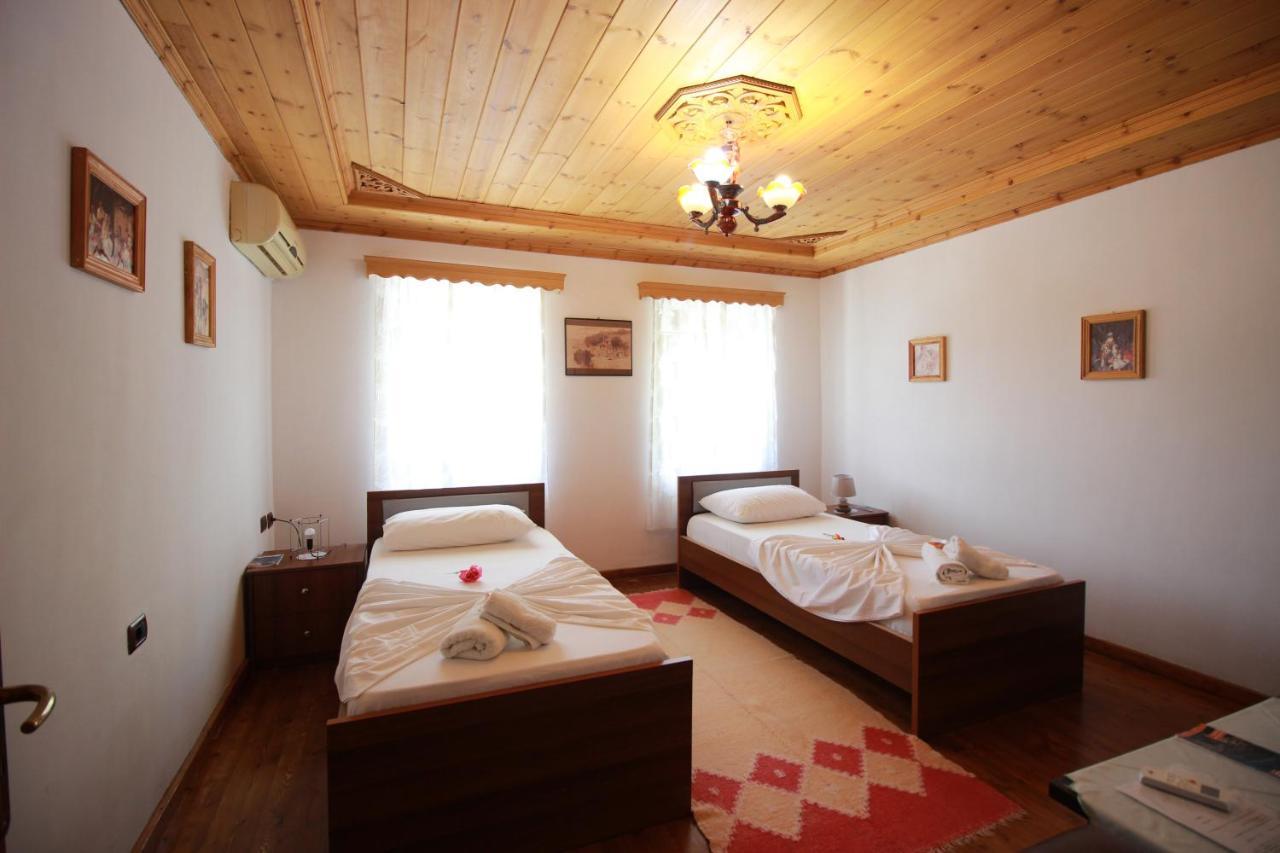 Grandma'S Home Gjirokastra Zewnętrze zdjęcie
